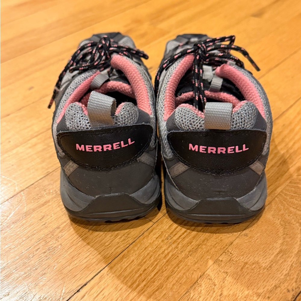 Merrell Gray and Pink Women's Hiking Sneakers - Picture 3 of 7